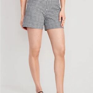 Classic Black and White Checkered Women's Shorts #oldnavy
